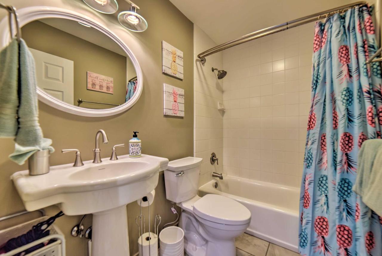 Ocean-View Kihei Condo With Pool Access! Exterior photo